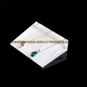 Tuam Tshoj Bonding Desktop Clear Displays Cov Khoom Kub Pob Zeb Acrylic Necklace Display Stand