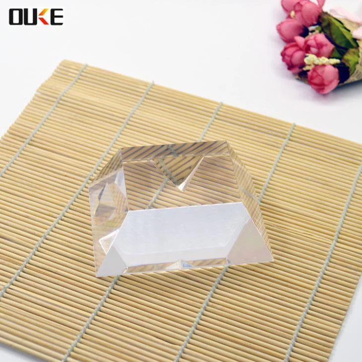 Wholesale Clear Acrylic Cube Magic Display Stand